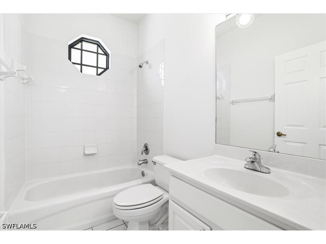 7550 Meadow Lakes Drive #4701 Naples FL 34104 226016659 image29