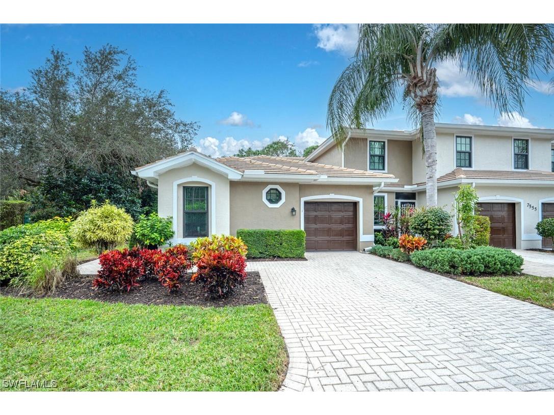 7555 Meadow Lakes Drive #101 Naples FL 34104 224002384 image1