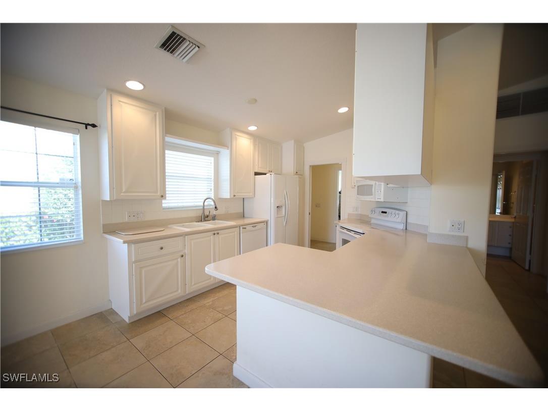 7558 Rozzini Lane Naples FL 34114 226002402 image3