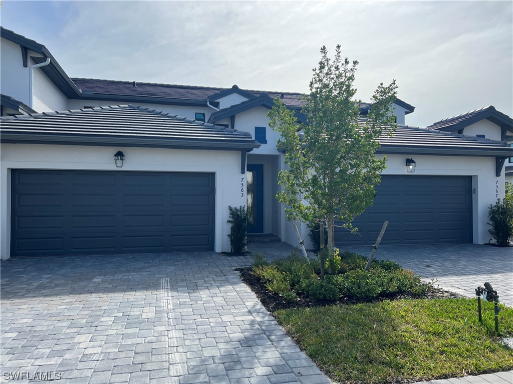 7563 Rockefeller Drive Naples FL 34119 224002224 image1