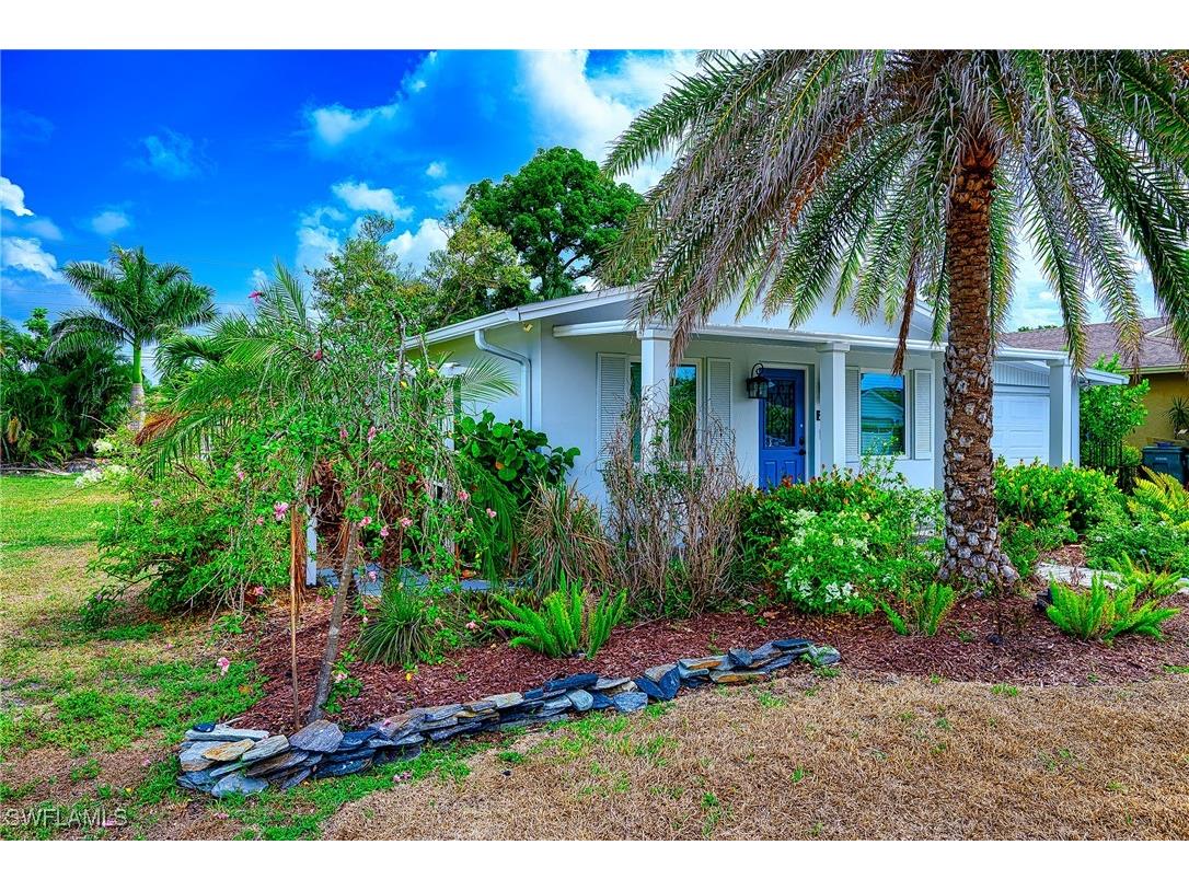 757 101 Avenue N Naples FL 34108 225053387 image2