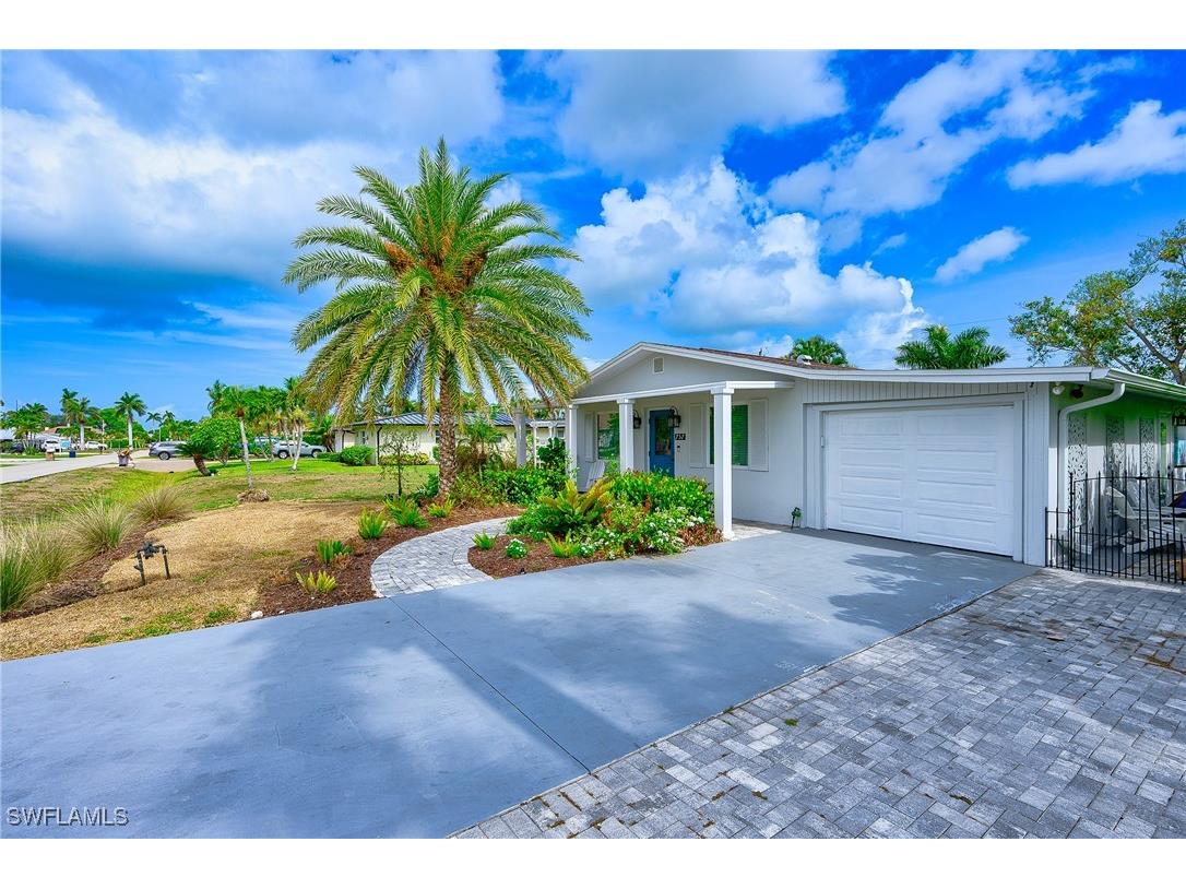 757 101 Avenue N Naples FL 34108 225053387 image5