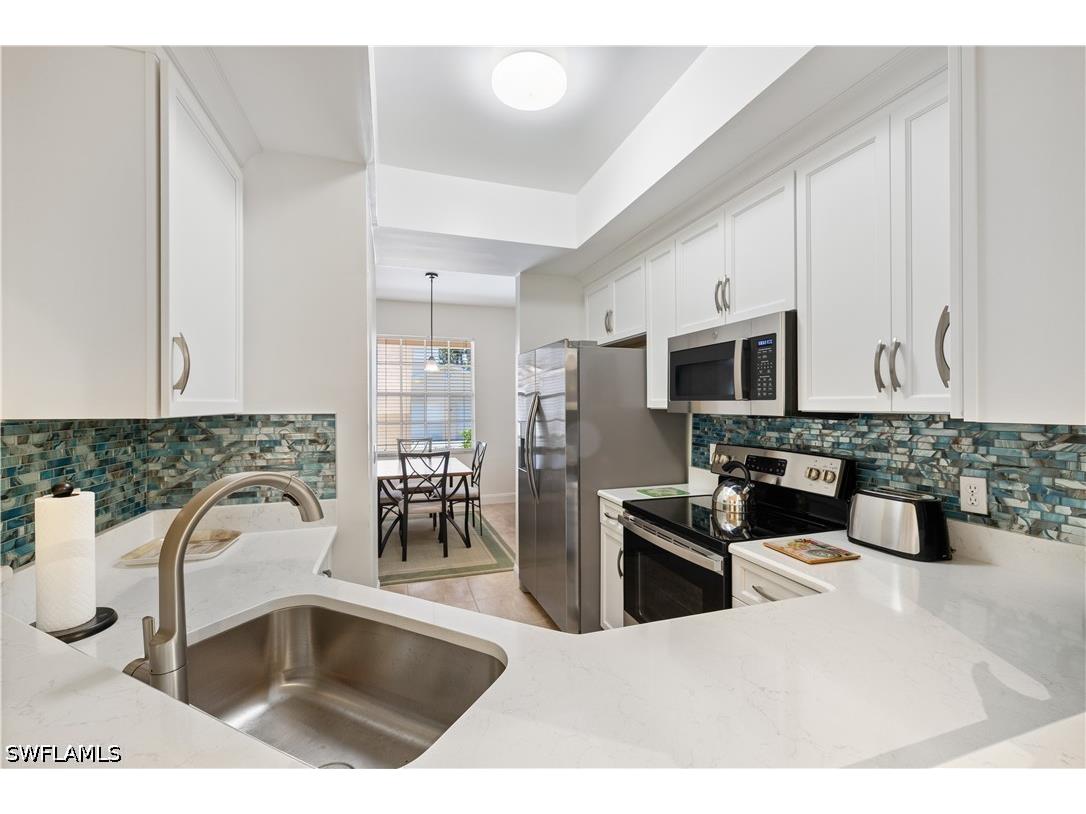 757 Wiggins Lake Drive #106 Naples FL 34110 226021134 image8