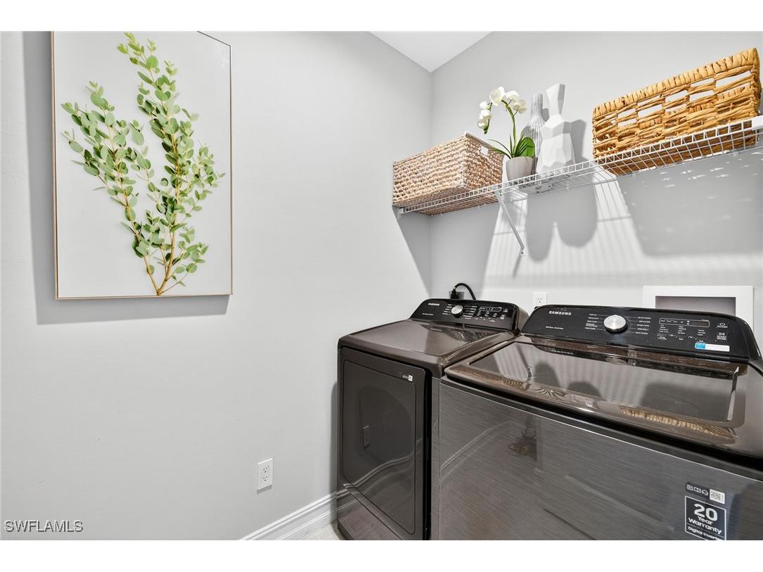 7570 Rockefeller Drive Naples FL 34119 225075345 image27