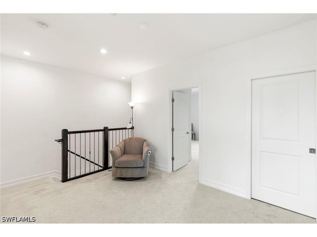 7572 Carnegie Way Naples FL 34119 226015247 image27