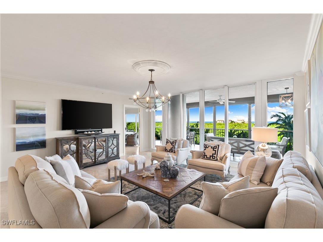 7575 Pelican Bay Boulevard #402 Naples FL 34108 224067394 image1