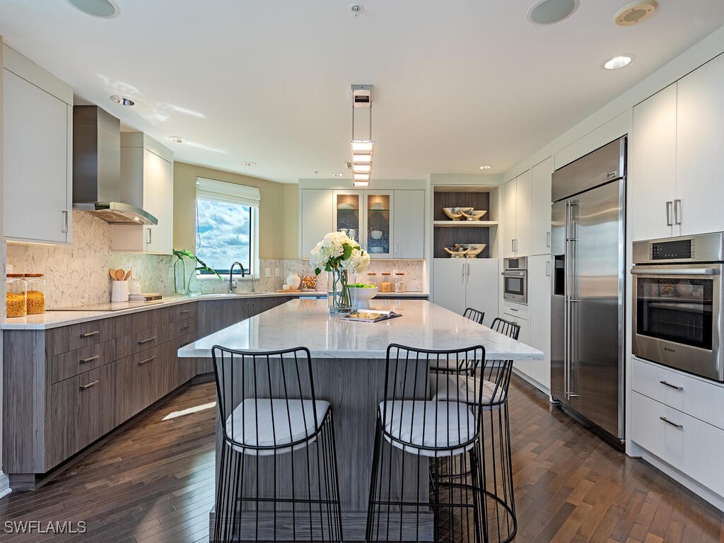 7575 Pelican Bay Boulevard #608 Naples FL 34108 225076641 image5