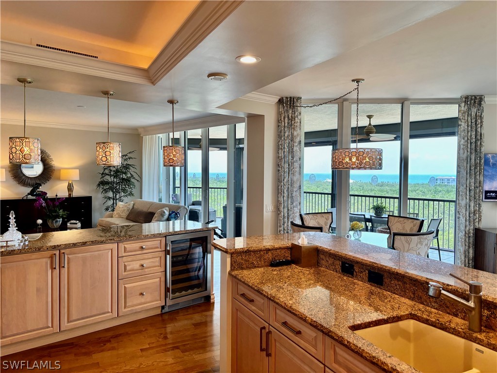 7575 Pelican Bay Boulevard #703 Naples FL 34108 224042781 image1