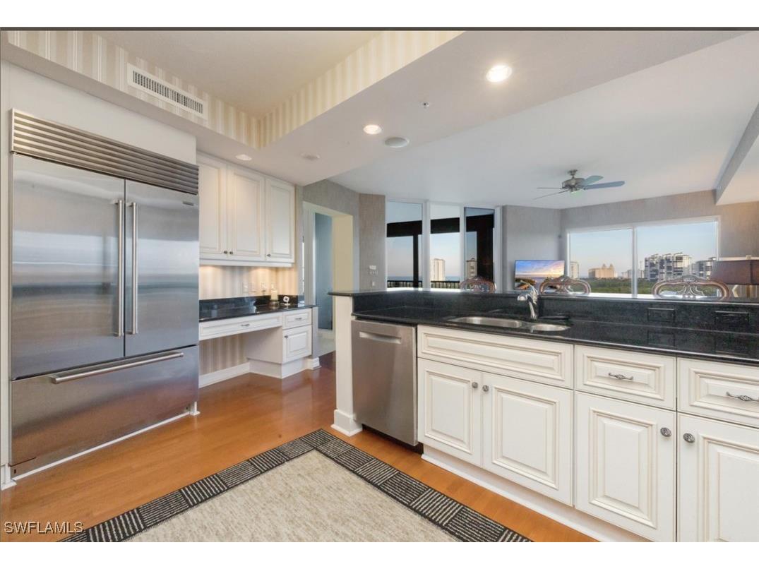 7575 Pelican Bay Boulevard #807 Naples FL 34108 225083074 image3