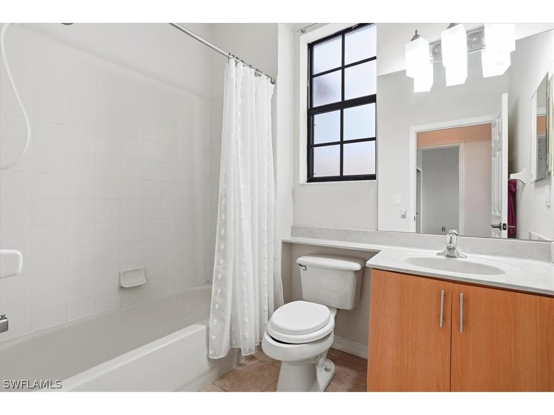 7576 Bristol Circle Naples FL 34120 226010233 image23