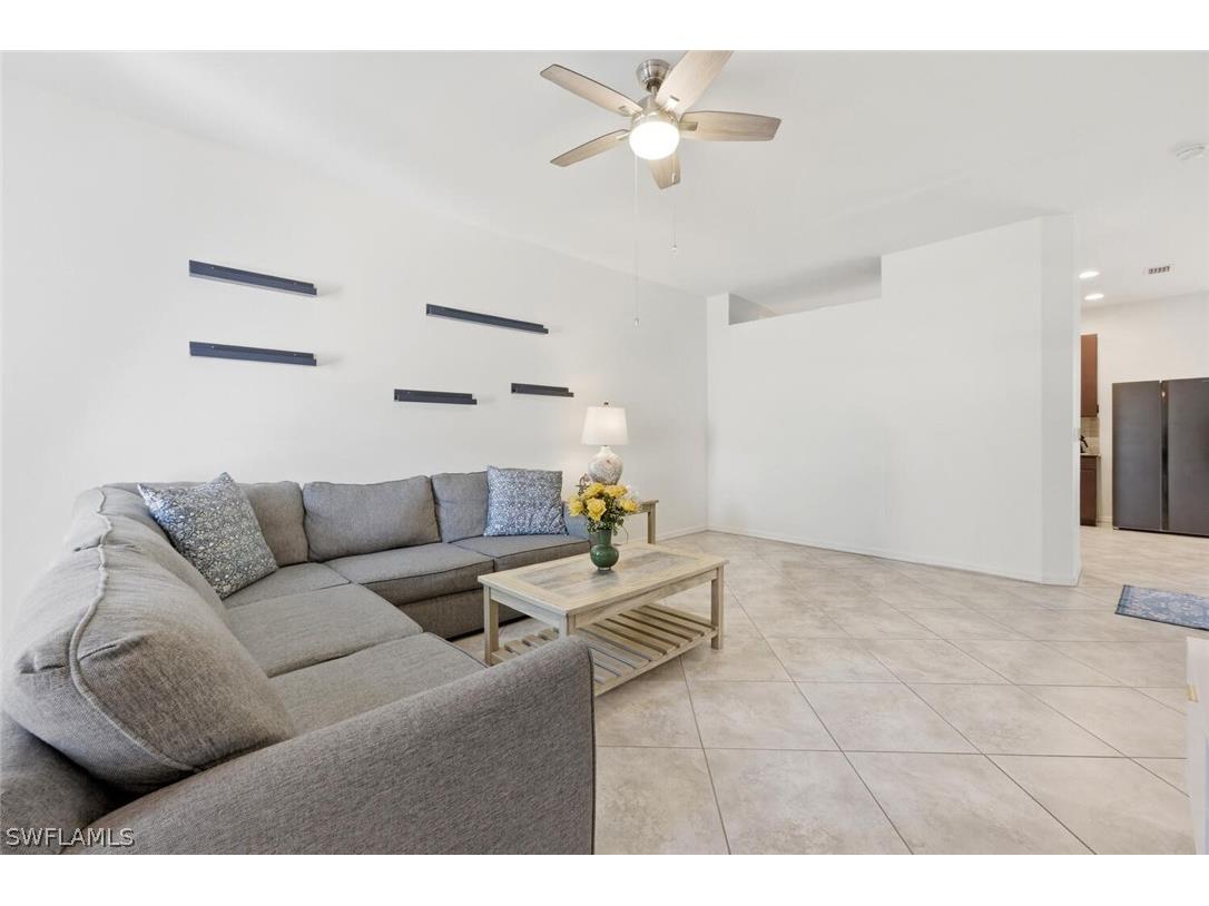 7577 Bristol Circle Naples FL 34120 226012384 image10