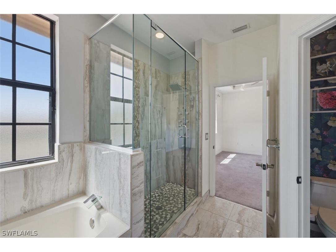 7577 Bristol Circle Naples FL 34120 226012384 image20
