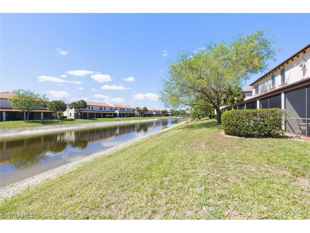7577 Bristol Circle Naples FL 34120 226012384 image34