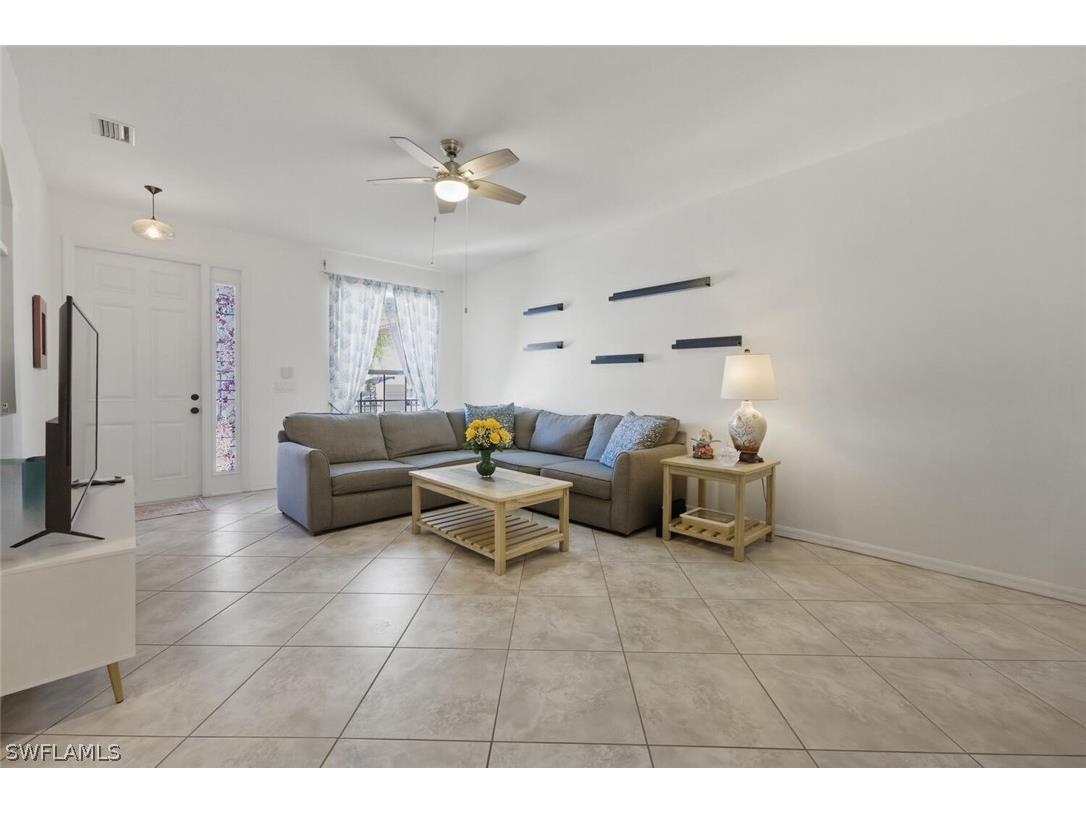 7577 Bristol Circle Naples FL 34120 226012384 image8