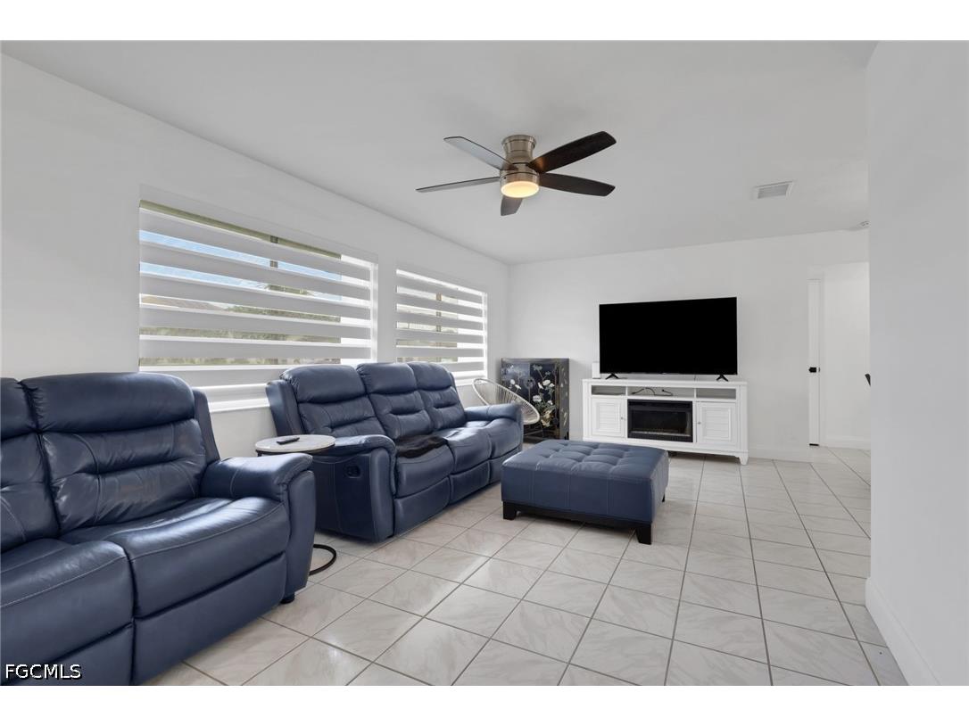 7578 Laurel Valley Road Fort Myers FL 33967 2026028350 image3