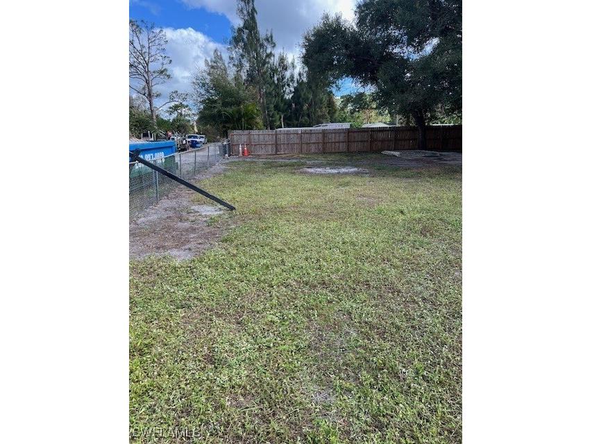 7579 Hart Drive North Fort Myers FL 33917 224102287 image1