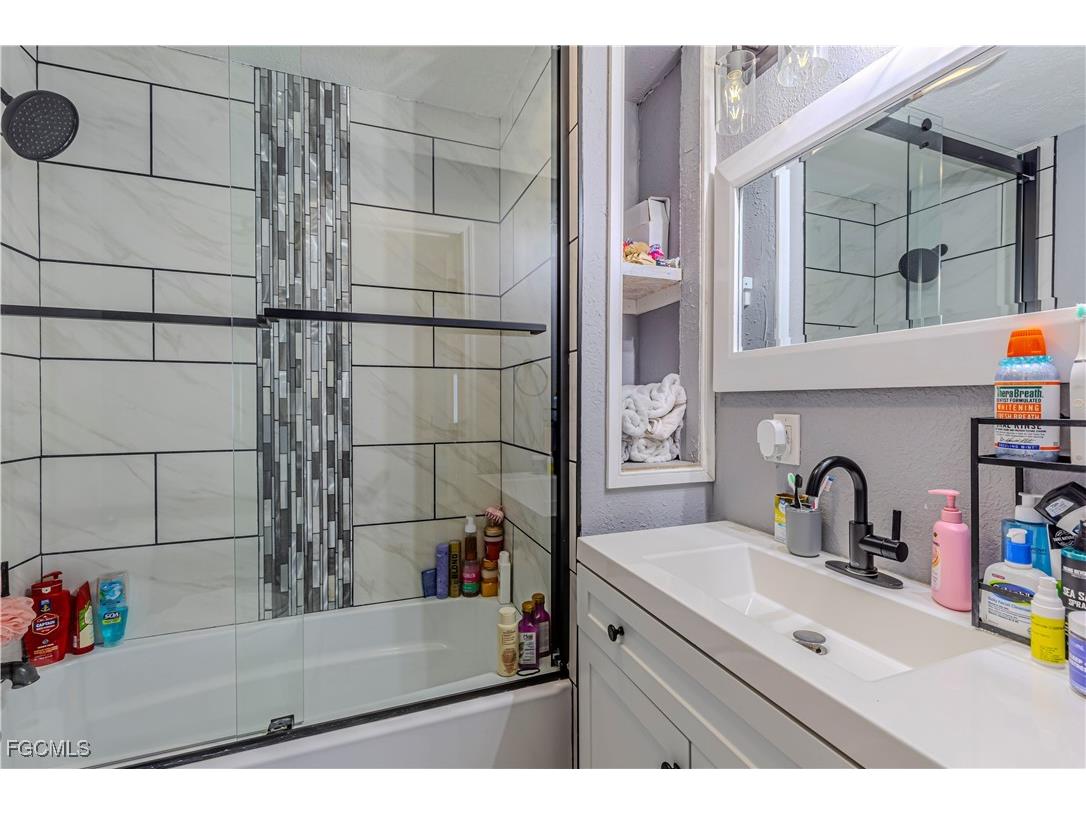 758 105th Avenue N Naples FL 34108 2025010029 image18