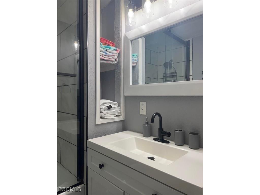 758 105th Avenue N Naples FL 34108 2025010029 image19