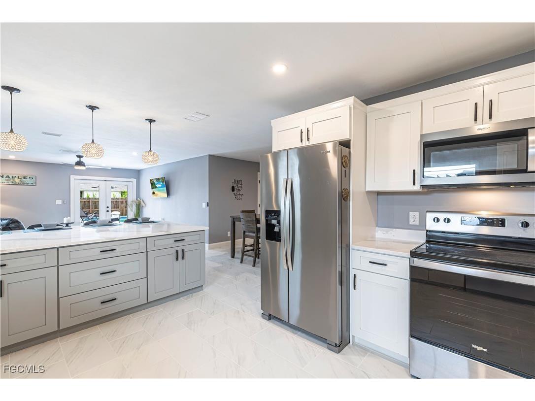 758 105th Avenue N Naples FL 34108 2026000985 image5