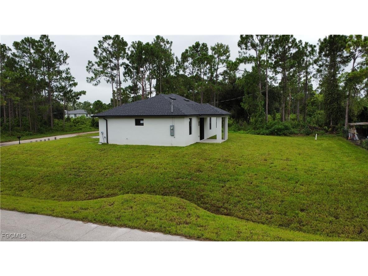 758 Worth Avenue S Lehigh Acres FL 33974 2025009204 image6
