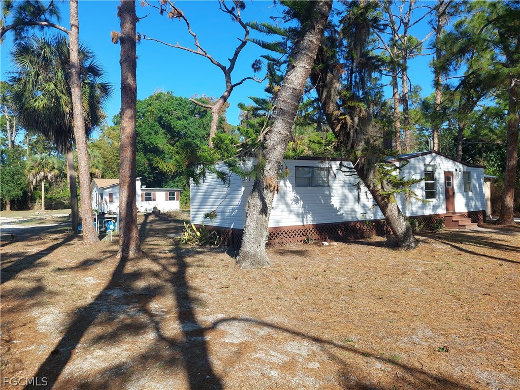 7580 Mcdaniel Drive North Fort Myers FL 33917 2026005037 image1