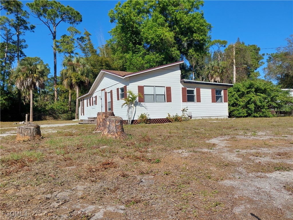 7580 Mcdaniel Drive North Fort Myers FL 33917 2026005037 image2