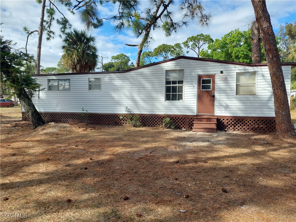 7580 Mcdaniel Drive North Fort Myers FL 33917 2026005037 image4