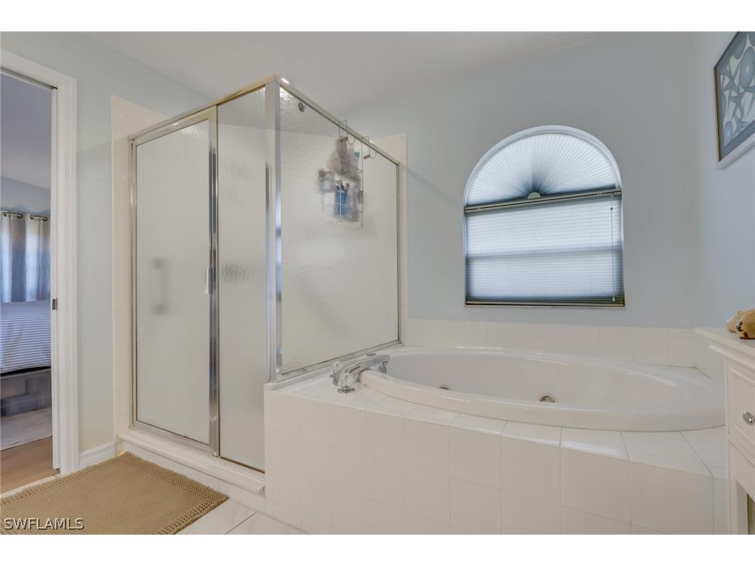 7581 Cameron Circle Fort Myers FL 33912 226006155 image18