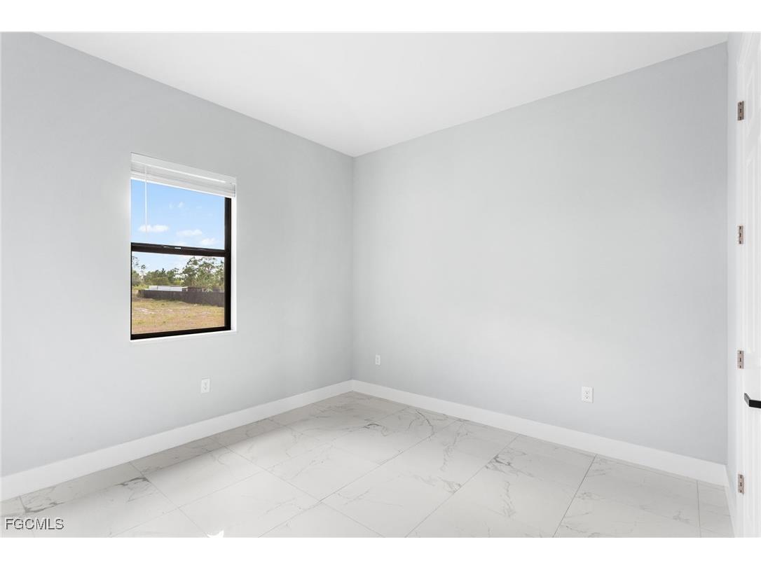 7583 15th Place Labelle FL 33935 2026005319 image31