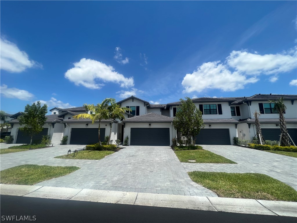 7584 Carnegie Way Naples FL 34119 224049658 image1