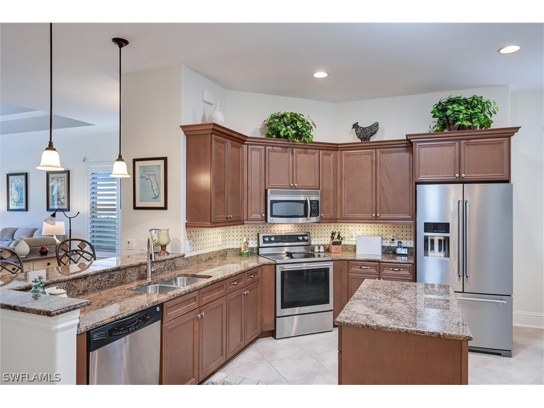 7587 Moorgate Point Way Naples FL 34113 226011437 image20