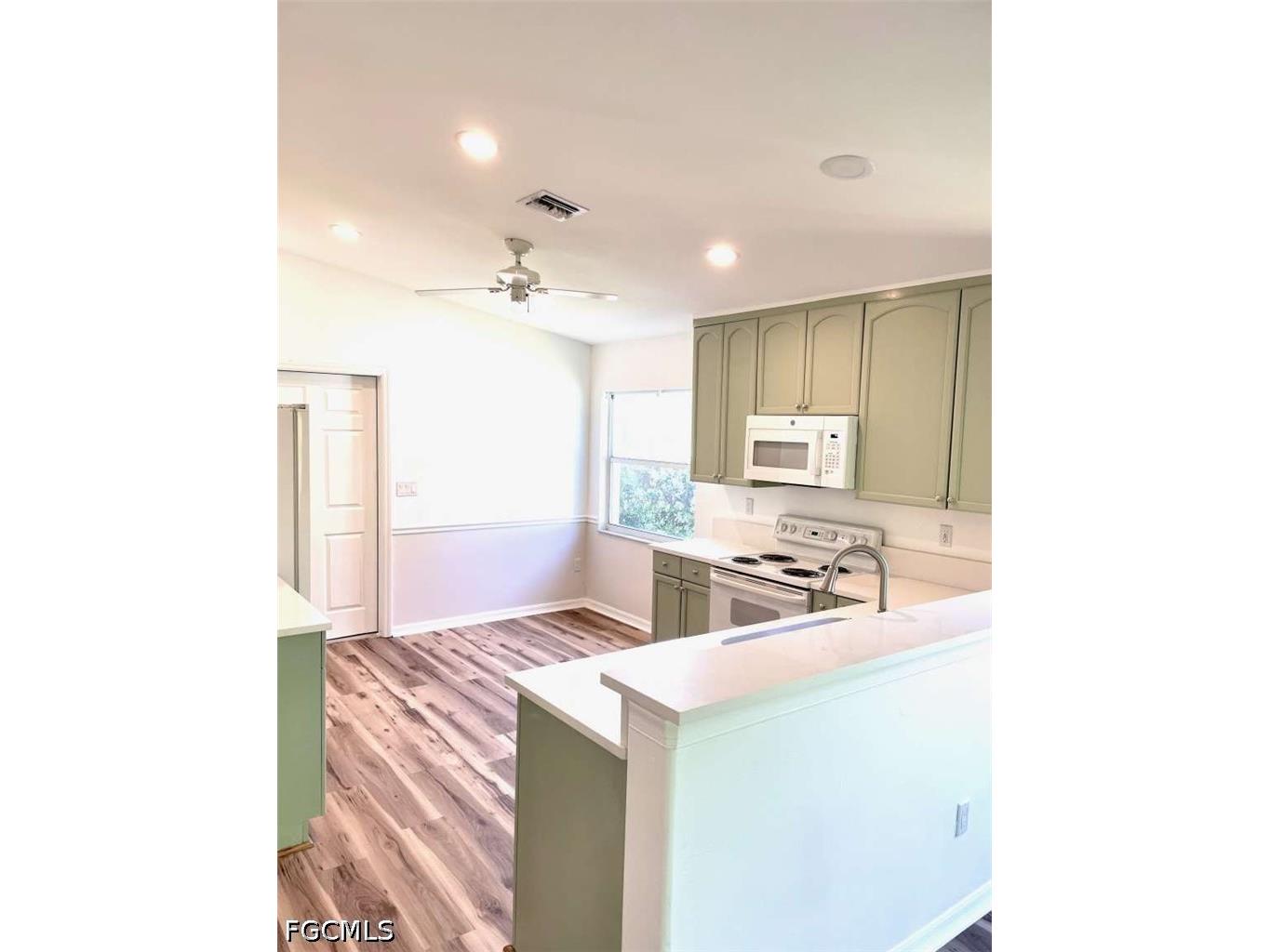 7588 Cameron Circle Fort Myers FL 33912 2026022778 image11