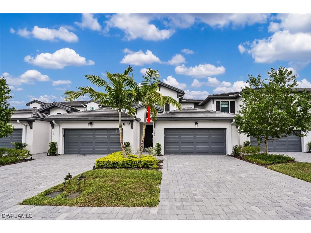 7588 Carnegie Way Naples FL 34119 223051786 image1