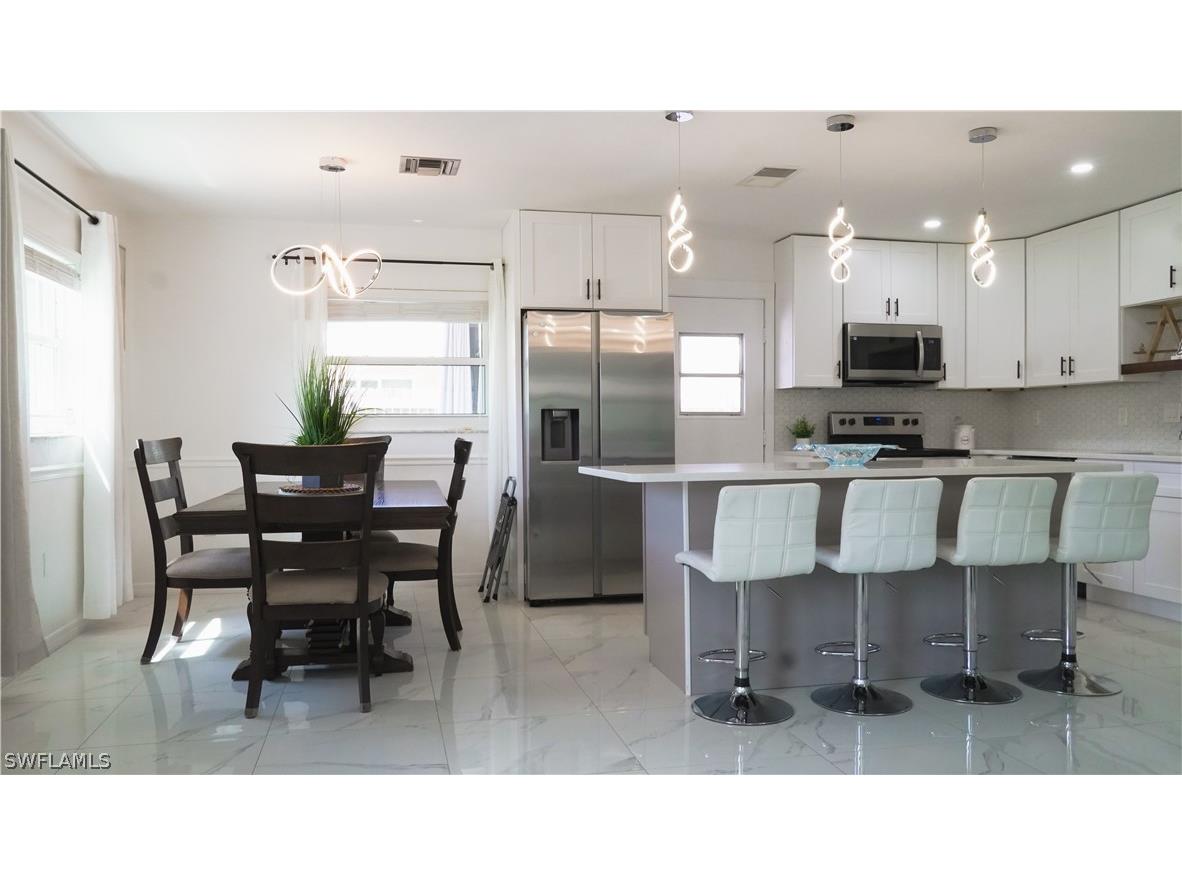 759 100th Avenue N Naples FL 34108 226006590 image2