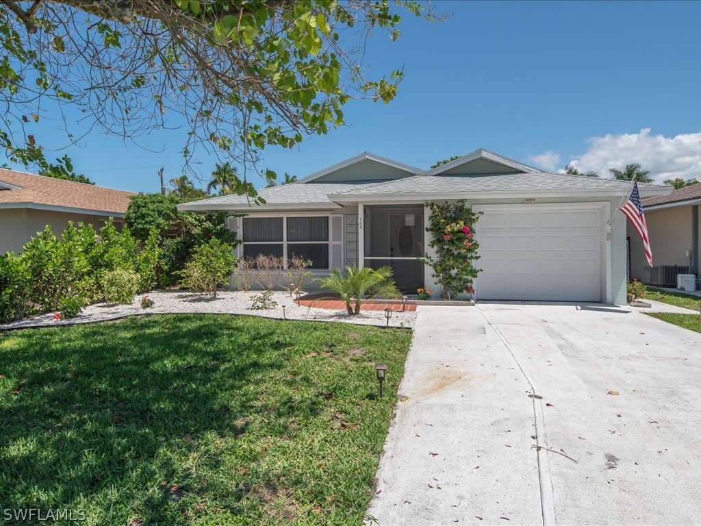 759 106th Avenue N Naples FL 34108 224040970 image1