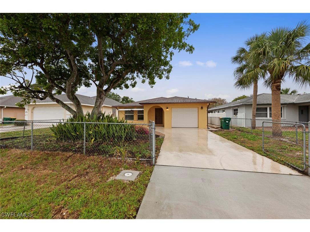 759 96th Avenue N Naples FL 34108 224022706 image1