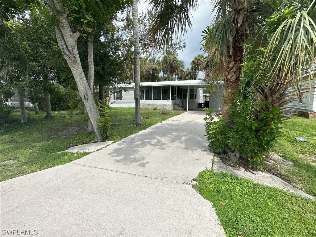 7591 Grady Drive North Fort Myers FL 33917 223063555 image1