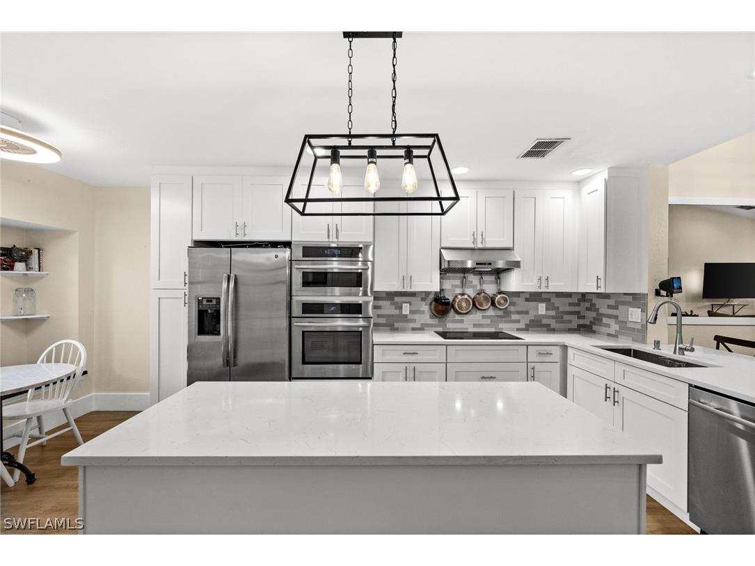 7595 Meadow Lakes Drive #502 Naples FL 34104 226009750 image5