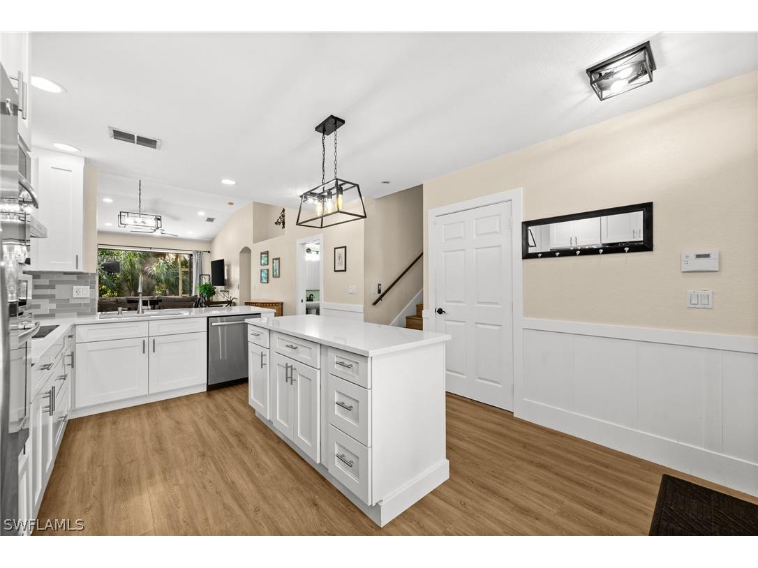 7595 Meadow Lakes Drive #502 Naples FL 34104 226009750 image8