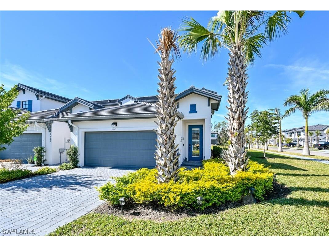 7597 Carnegie Way Naples FL 34119 223031296 image1
