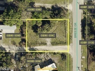 7598 Breeze Drive North Fort Myers FL 33917 2026020420 image1