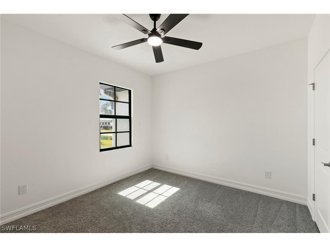 7598 Rockefeller Drive Naples FL 34119 226009136 image14