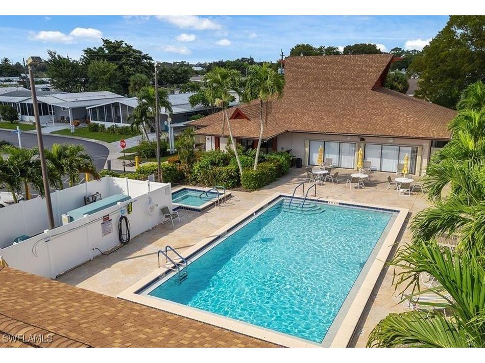 76 Atlantic Way #76 Naples FL 34104 226002609 image5