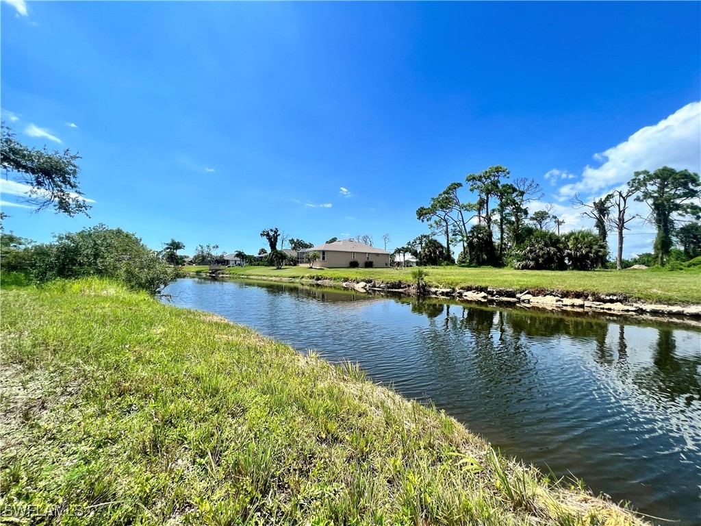 76 Mark Twain Lane Rotonda West FL 33947 224059046 image2