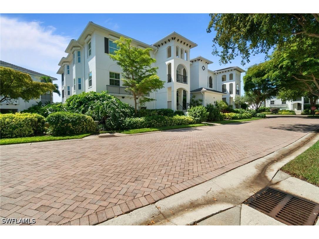 760 Bentwater Circle SE #101 Naples FL 34108 226017610 image7