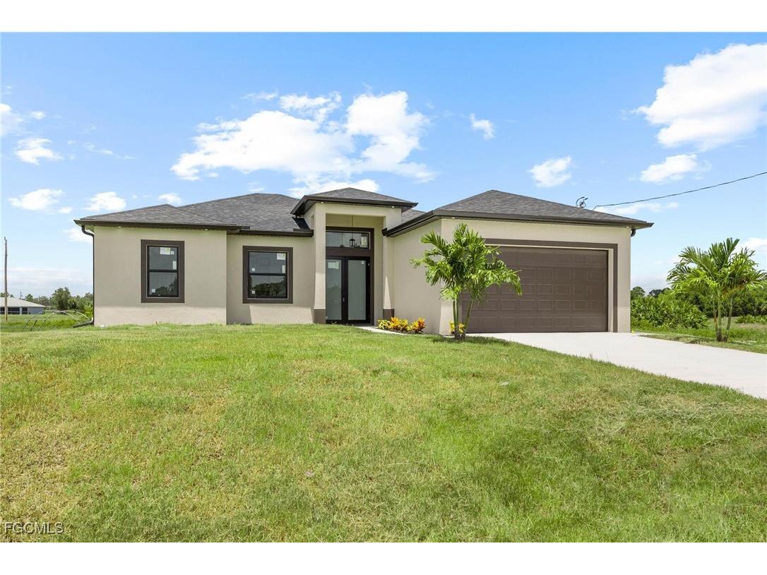 760 Festival Avenue S Lehigh Acres FL 33974 2025001278 image1