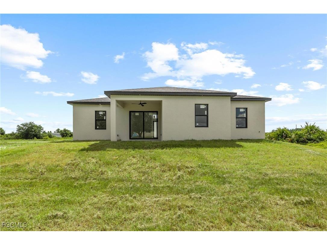 760 Festival Avenue S Lehigh Acres FL 33974 2025001278 image4