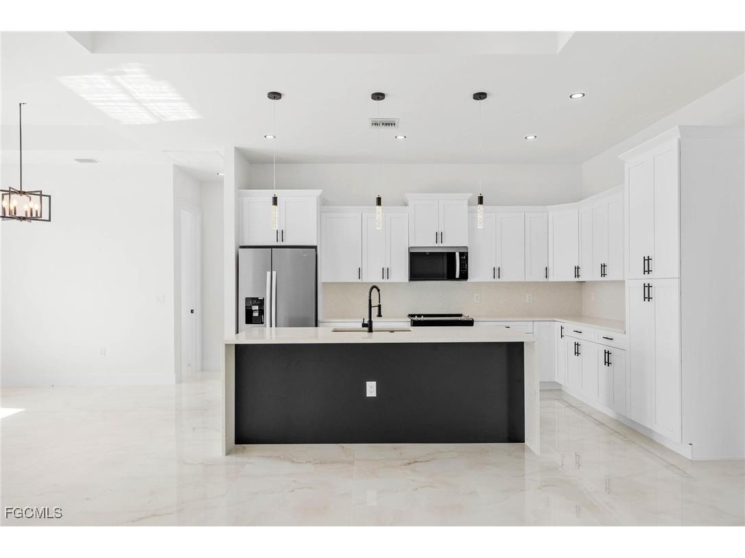 760 Festival Avenue S Lehigh Acres FL 33974 2025001278 image8