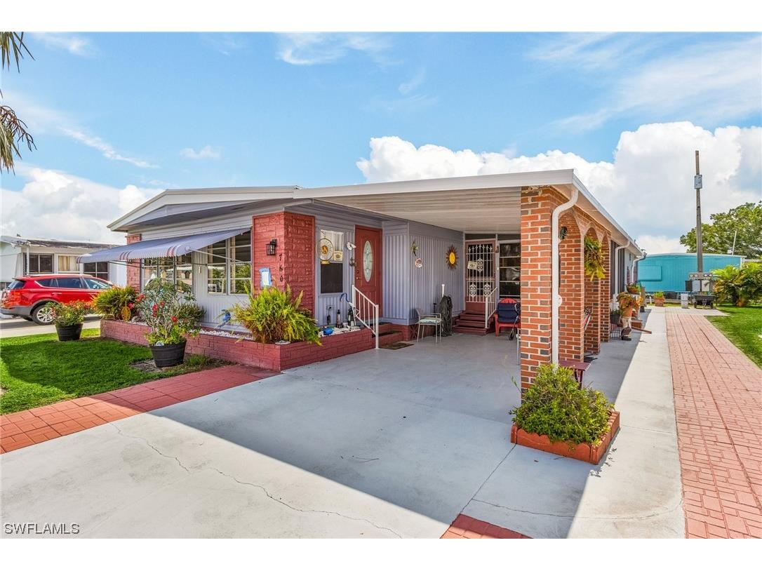 760 Knotty Pine Circle North Fort Myers FL 33917 223058838 image1