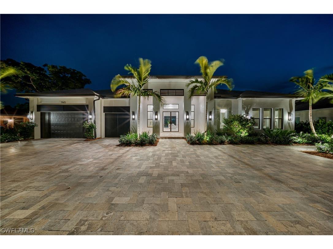 760 Park Shore Drive Naples FL 34103 223090454 image1